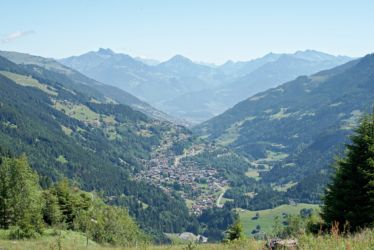 vue sur Champéry depuis le signal de Bonaveau
