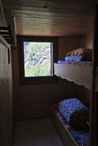 chambre refuge de montagne