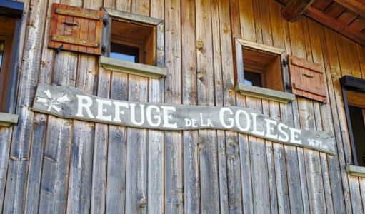 façade du refuge de la golèse