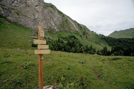 au départ vers Chardonnière